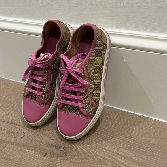 Gucci Canvas Sneakers - Picture 3 of 10